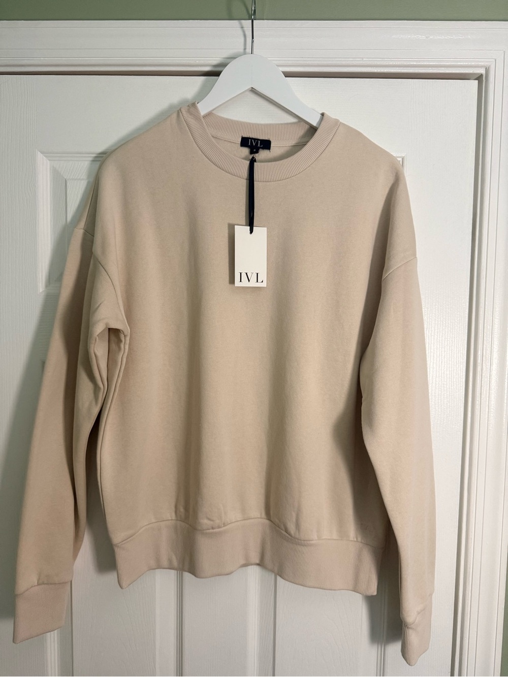 IVL Women's Crewneck Sweatshirt in Beige